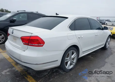 2014 Volkswagen Passat 2.0L Tdi Sel Premium из США, поврежденный, VIN 1VWCN7A32EC035738
